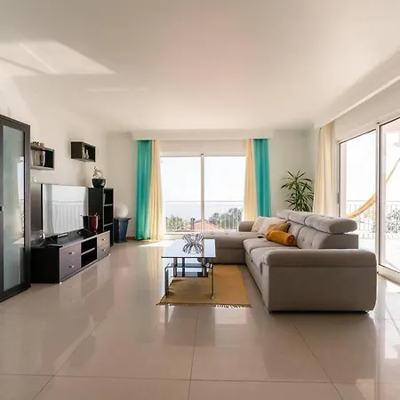 Casa Luz Ii * Arco da Calheta (Madeira)
